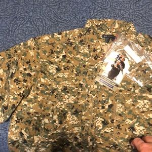 Multicam 5.11 button up XL